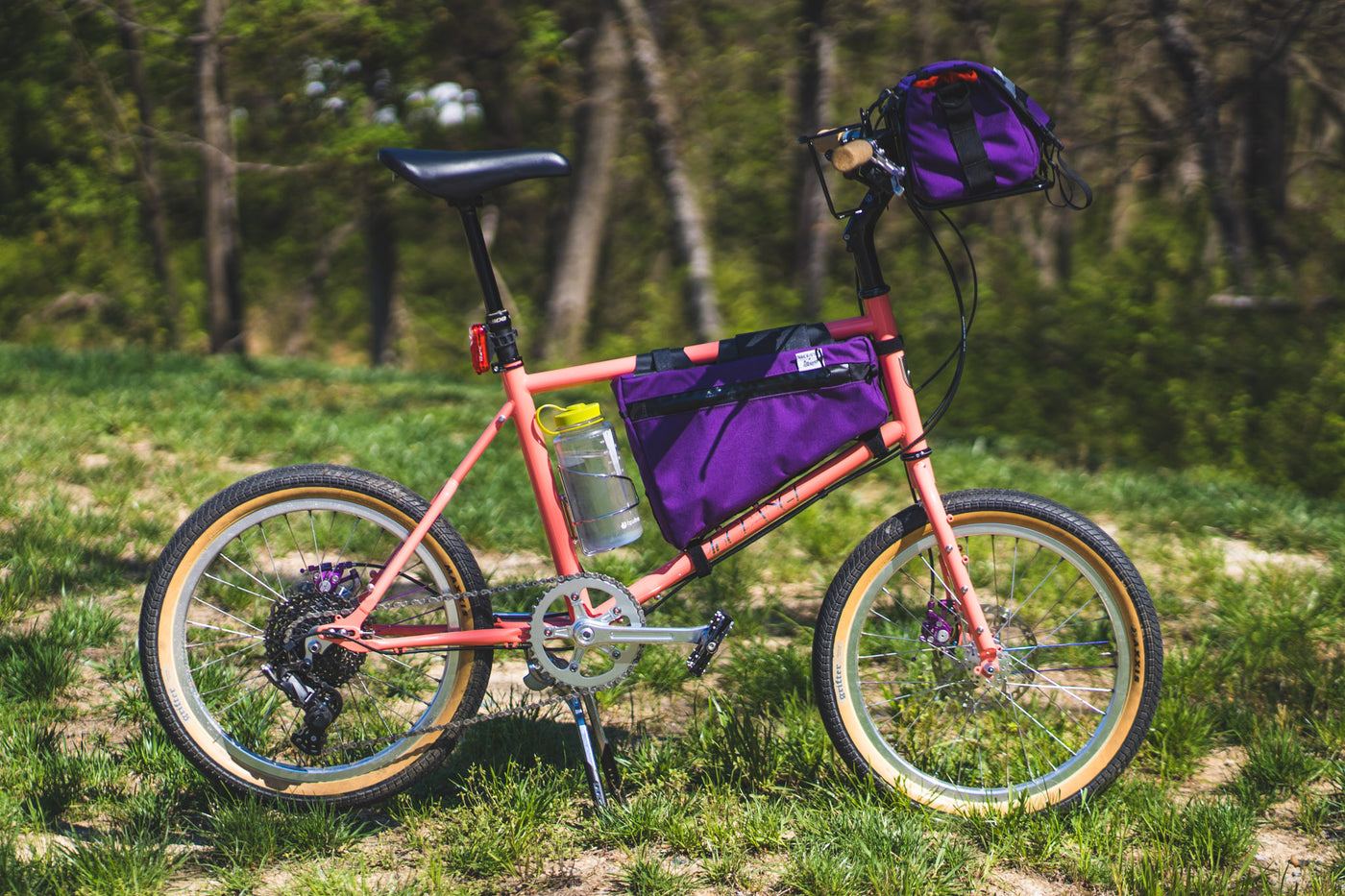 velo orange neutrino mini velo with road runner bags